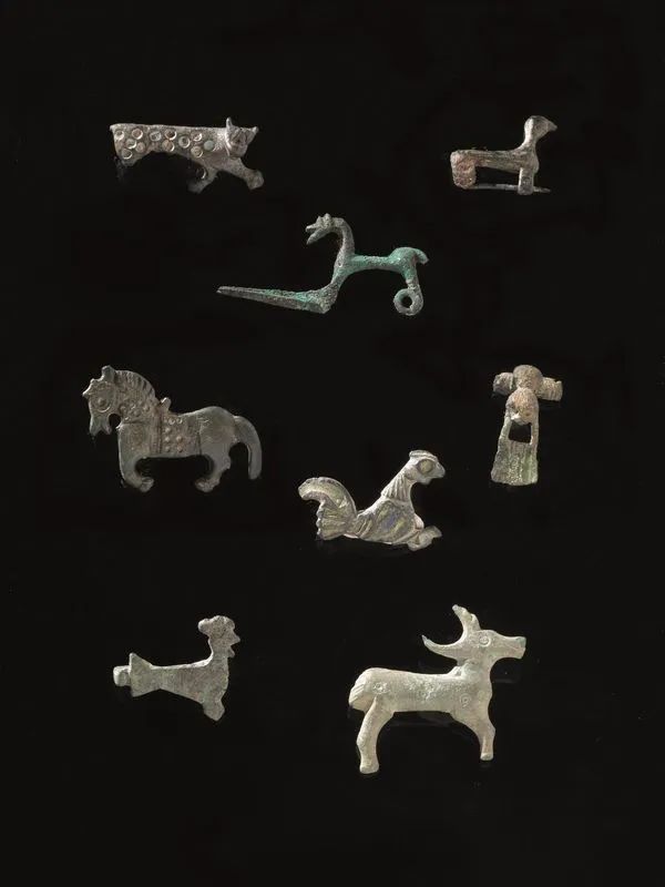 Otto fibule di animali  - Auction Antiquities - Pandolfini Casa d'Aste
