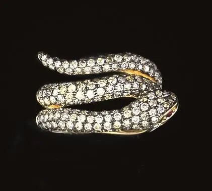 ANELLO IN ORO GIALLO, DIAMANTI E RUBINI  - Auction Fine Jewels and Watches - Pandolfini Casa d'Aste