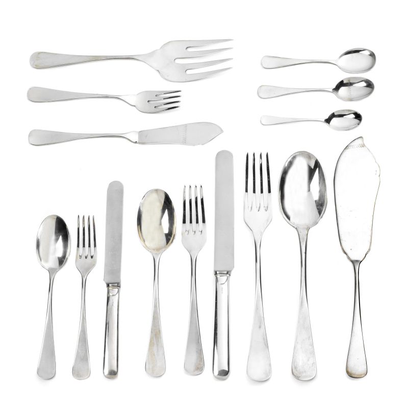 A SILVER CUTLERY SERVICE, ALESSANDRIA, 20TH CENTURY, MARK OF CESA  - Auction ITALIAN AND EUROPEAN SILVER - Pandolfini Casa d'Aste