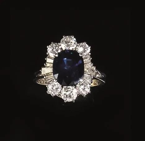 ANELLO IN ORO BIANCO, ZAFFIRO E DIAMANTI  - Auction Fine Jewels and Watches - Pandolfini Casa d'Aste