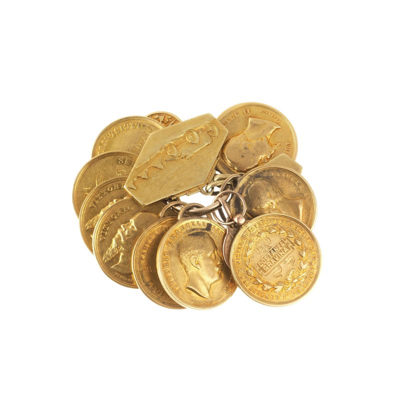 GROUP OF THIRTEEN MEDALS IN GOLD  - Auction ONLINE AUCTION | FINE JEWELS - Pandolfini Casa d'Aste