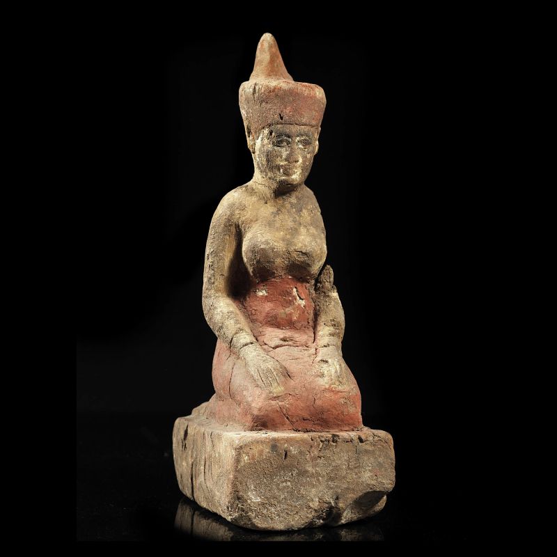 



STATUETTA DELLA DEA NEITH  - Auction ANTIQUITIES - Pandolfini Casa d'Aste