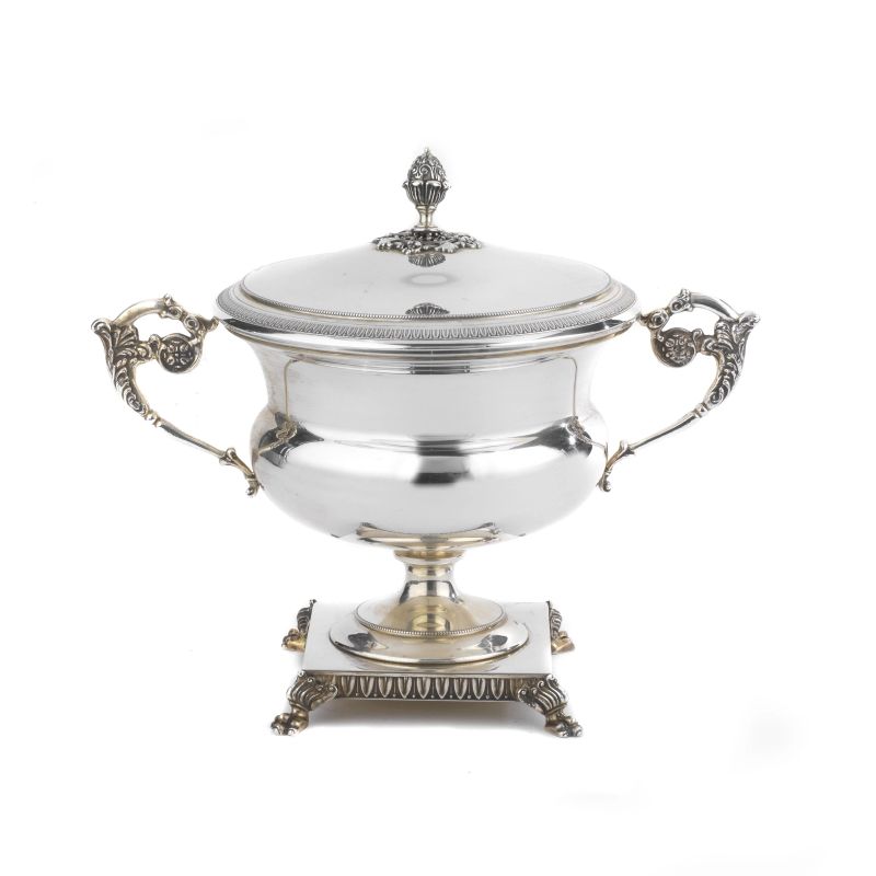 A SILVER CUP WITH LID, FLORENCE, 20TH CENTURY  - Auction TIME AUCTION| SILVER - Pandolfini Casa d'Aste