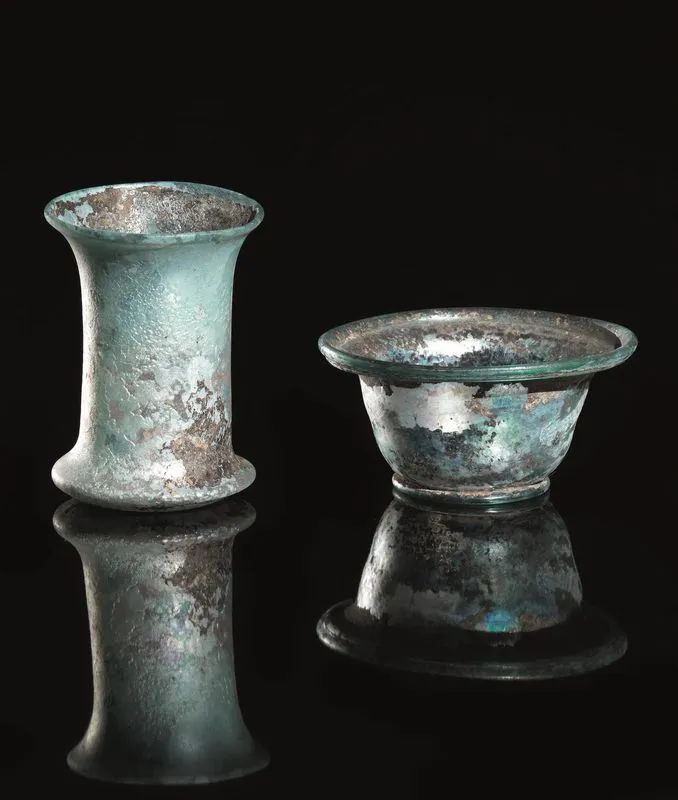Coppa e bicchiere  - Asta Reperti Archeologici - Pandolfini Casa d'Aste