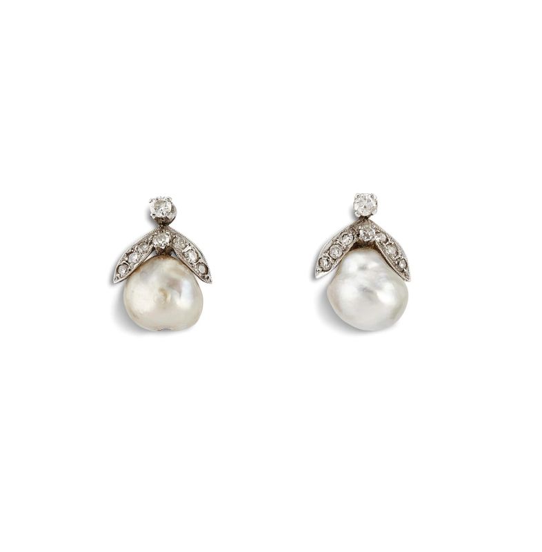 PEARL AND DIAMOND CLIP EARRINGS IN 18KT WHITE GOLD  - Auction JEWELS - Pandolfini Casa d'Aste