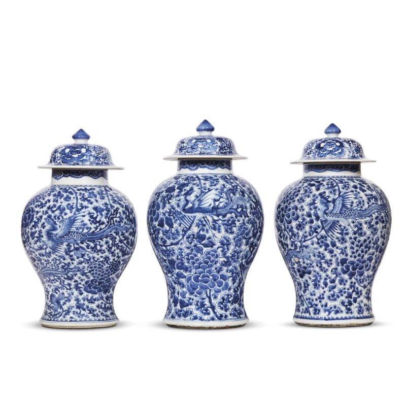 THREE VASES, CHINA, QING DYNASTY, 18TH CENTURY  - Auction Asian Art - Pandolfini Casa d'Aste