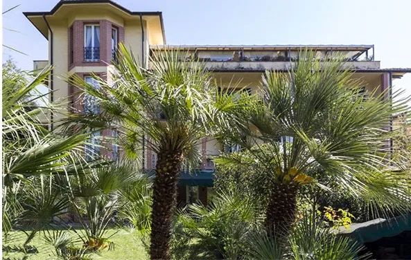 HOTEL FRANCESCHI Forte dei Marmi - Lucca  - Asta AIRC - Pandolfini Casa d'Aste