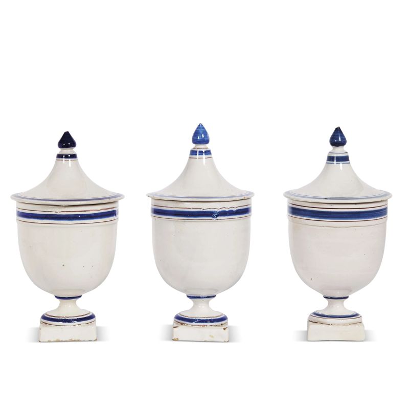 THREE GINORI VASES WITH LIDS, DOCCIA, FIRST HALF 19TH CENTURY  - Auction A COLLECTION OF MAJOLICA APOTHECARY VASES - Pandolfini Casa d'Aste