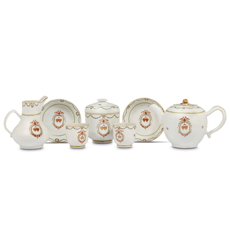 



A TEA SERVICE, CHINA, QING DYNASTY, 18TH CENTURY  - Auction Asian Art | 东方艺术 - Pandolfini Casa d'Aste