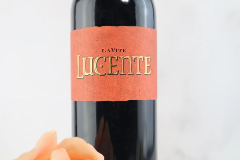 



Lucente Tenuta Luce della Vite Frescobaldi &amp; Mondavi  - Asta Smartwine 2.0 | Fleurs de Vigne - Pandolfini Casa d'Aste