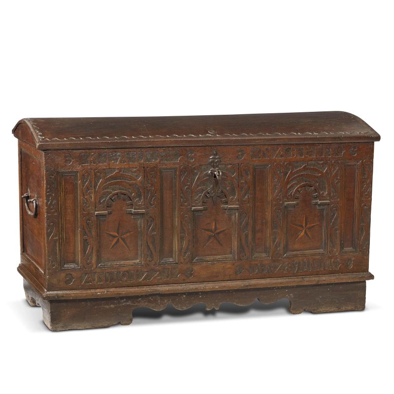 A LARGE GERMAN TRUNK, DATED 1721  - Auction furniture and works of art - Pandolfini Casa d'Aste