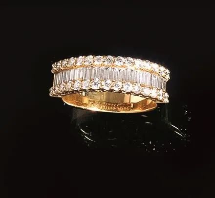 ANELLO IN ORO GIALLO E DIAMANTI  - Auction Fine Jewels and Watches - Pandolfini Casa d'Aste