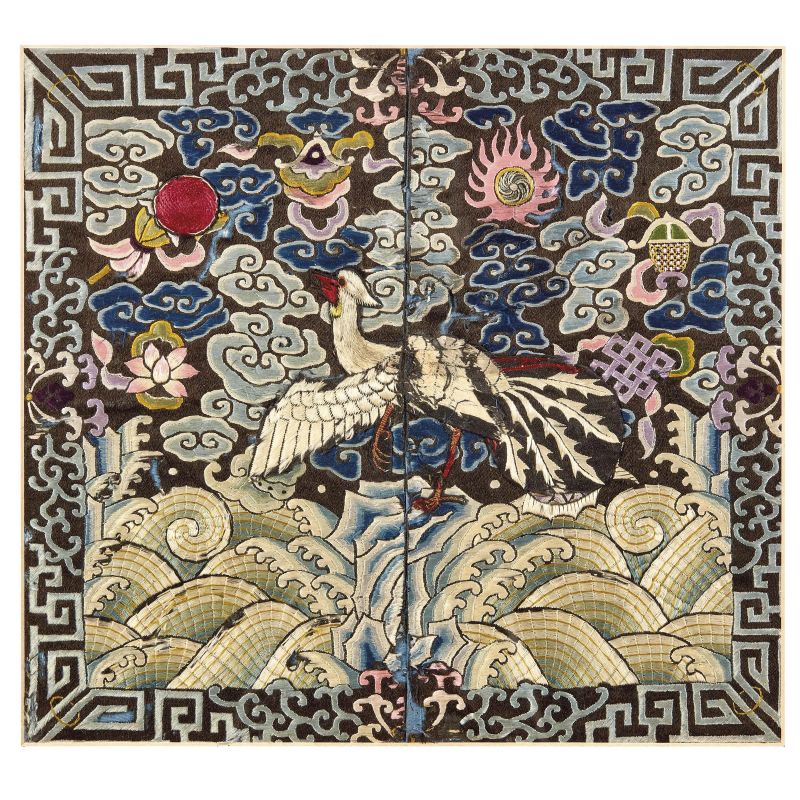 



AN EMBROIDERED FABRIC PANEL, CHINA, QING DYNASTY, 19TH CENTURY  - Auction Asian Art  东方艺术 - Pandolfini Casa d'Aste