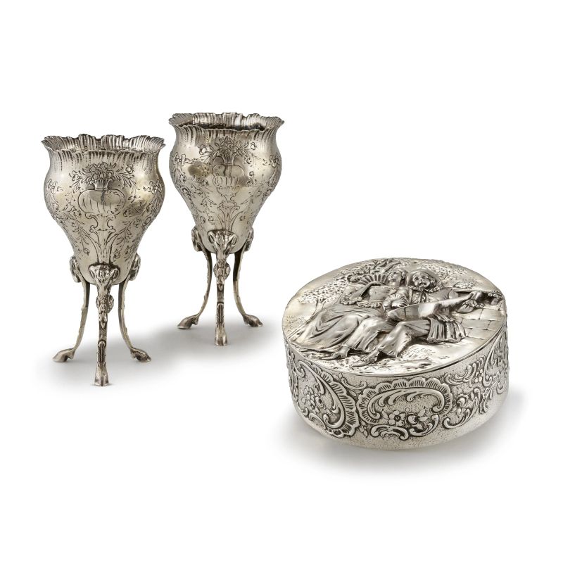  PAIR OF SILVER LITTLE VASES AND A SILVER BOX, GERMANY, END OF 19TH CENTURY AND 20TH CENTURY  - Auction Italian and european silvers - Pandolfini Casa d'Aste