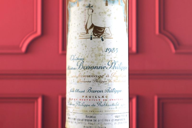 



Ch&acirc;teau Mouton Baronne Philippe en Hommage &agrave; Pauline Baronne Philippe de Rotschild 1985  - Asta Smartwine 2.0 | Spring Classics - Pandolfini Casa d'Aste