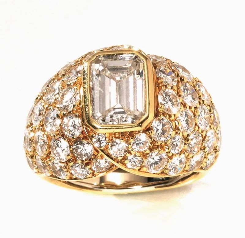Anello, Damiani, in oro giallo e diamanti  - Auction Important Jewels and Watches - I - Pandolfini Casa d'Aste