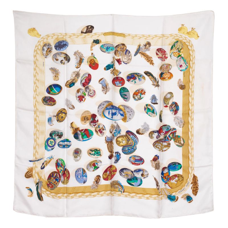 Hermes : HERMES SILK SCARF &quot;COUVEE'&quot;  - Auction VINTAGE FASHION: HERMES, LOUIS VUITTON AND OTHER GREAT MAISON BAGS AND ACCESSORIES - Pandolfini Casa d'Aste