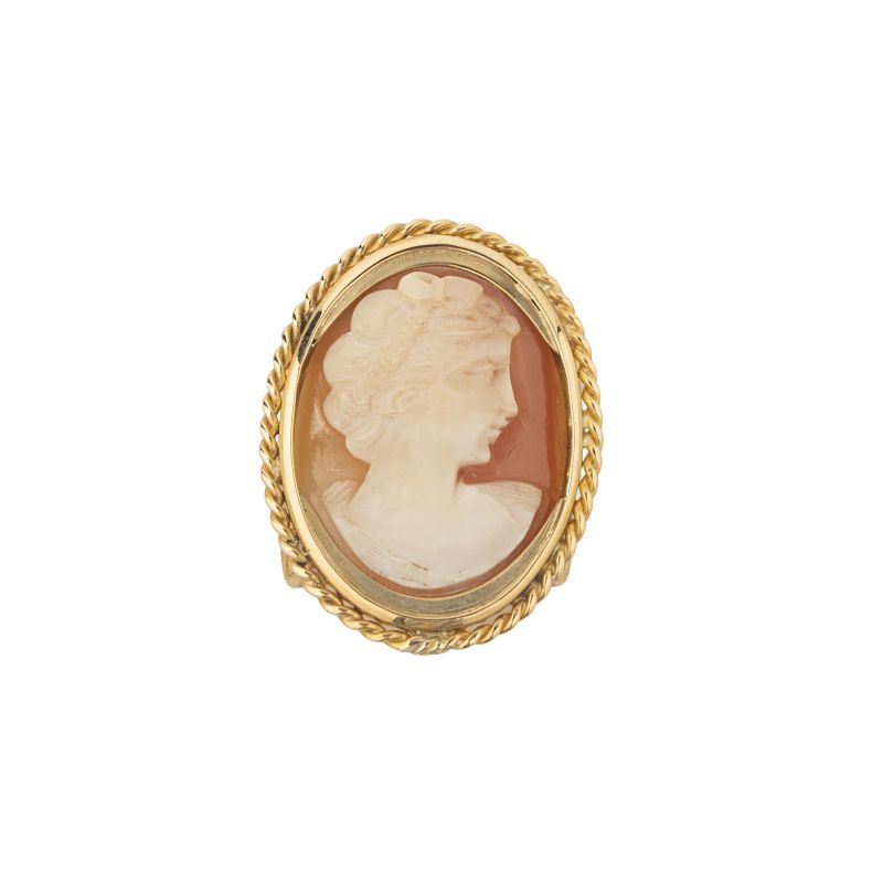 CAMEO SLIDE IN 18KT YELLOW GOLD  - Auction ARCADE |  JEWELS - Pandolfini Casa d'Aste
