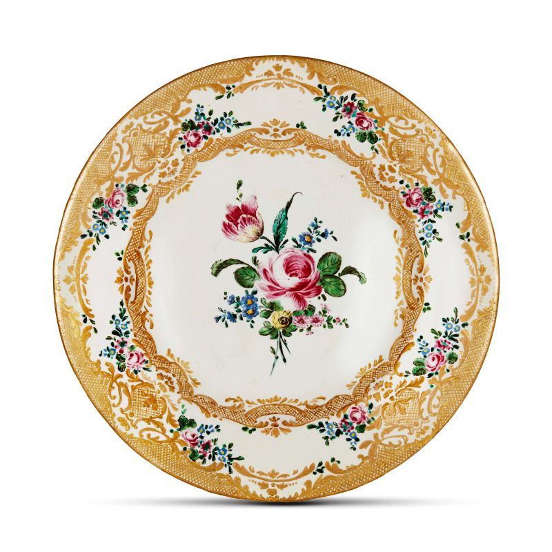 



A FERNIANI DISH, FAENZA, LAST QUARTER OF 18TH CENTURY  - Auction CERAMICS. MAJOLICA AND PORCELAIN FROM THE RENAISSANCE TO THE 18TH CENTURY - Pandolfini Casa d'Aste