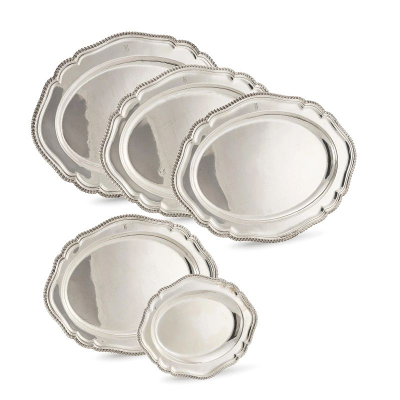 FIVE STERLING SILVER TRAYS, LONDON, 1747, MARKS OF SAMUEL WOOD  - Auction Italian and european silvers - Pandolfini Casa d'Aste