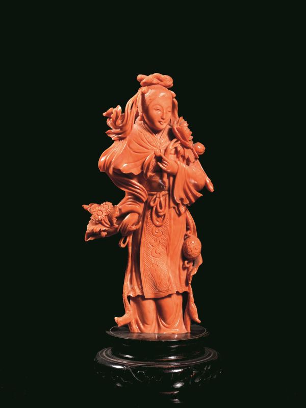 FIGURA FEMMINILE, CINA, TARDA DINASTIA QING, FINE SEC. XIX  - Auction Asian Art - Pandolfini Casa d'Aste