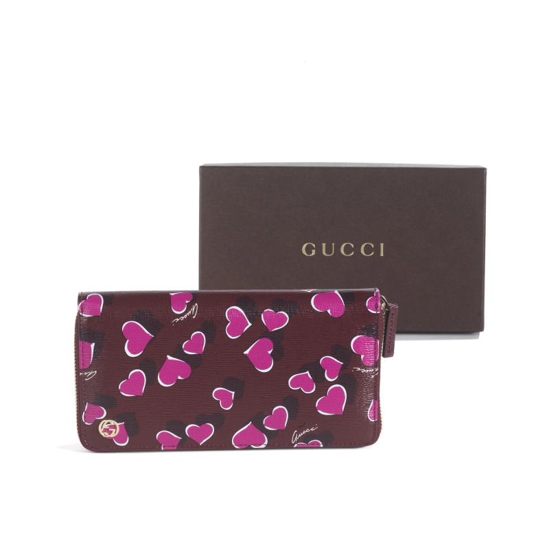 Gucci : GUCCI PORTAFOGLIO ZIP-AROUND HEART  - Auction VINTAGE FASHION: HERMES, LOUIS VUITTON AND OTHER GREAT MAISON BAGS AND ACCESSORIES - Pandolfini Casa d'Aste