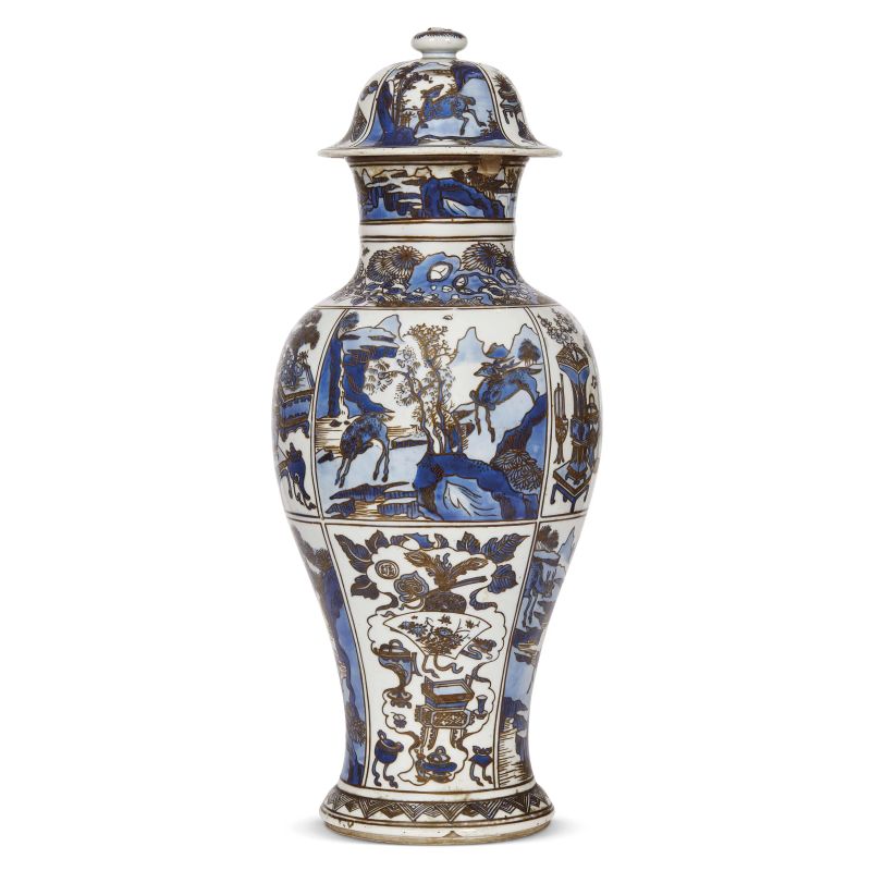 



A VASE, CHINA, QING DYNASTY, 18TH CENTURY  - Asta Arte Orientale  东方艺术 - Pandolfini Casa d'Aste