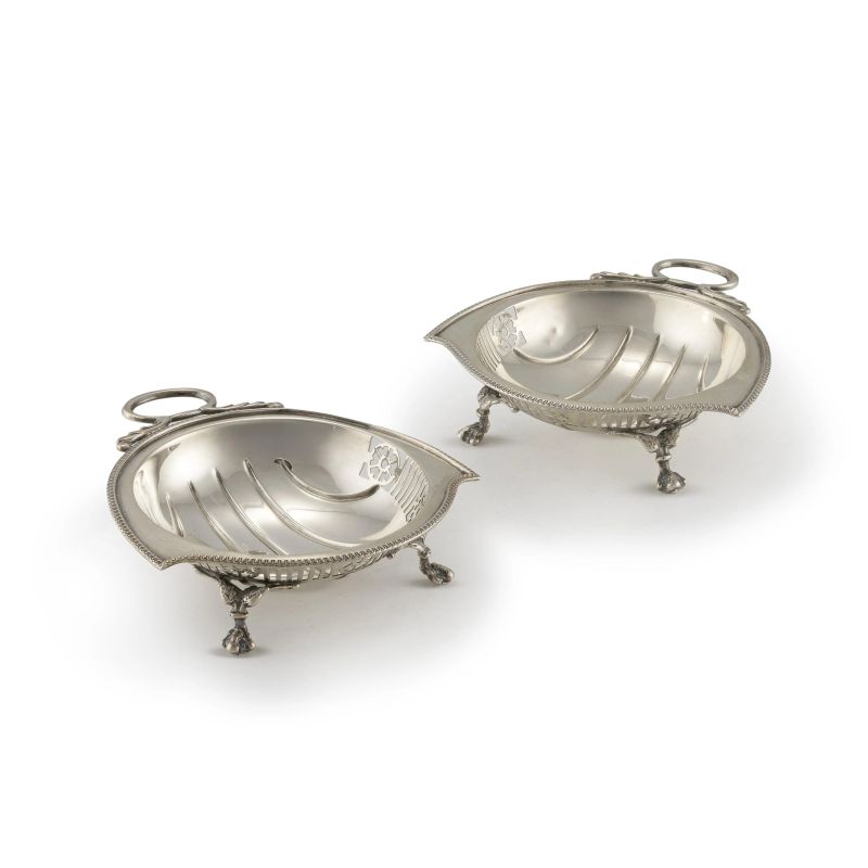 PAIR OF STERLING SILVER SALTCELLAR, BIRMINGHAM, 1916, ARGENTIERE MAPPIN & WEBB  - Auction Italian and european silvers - Pandolfini Casa d'Aste