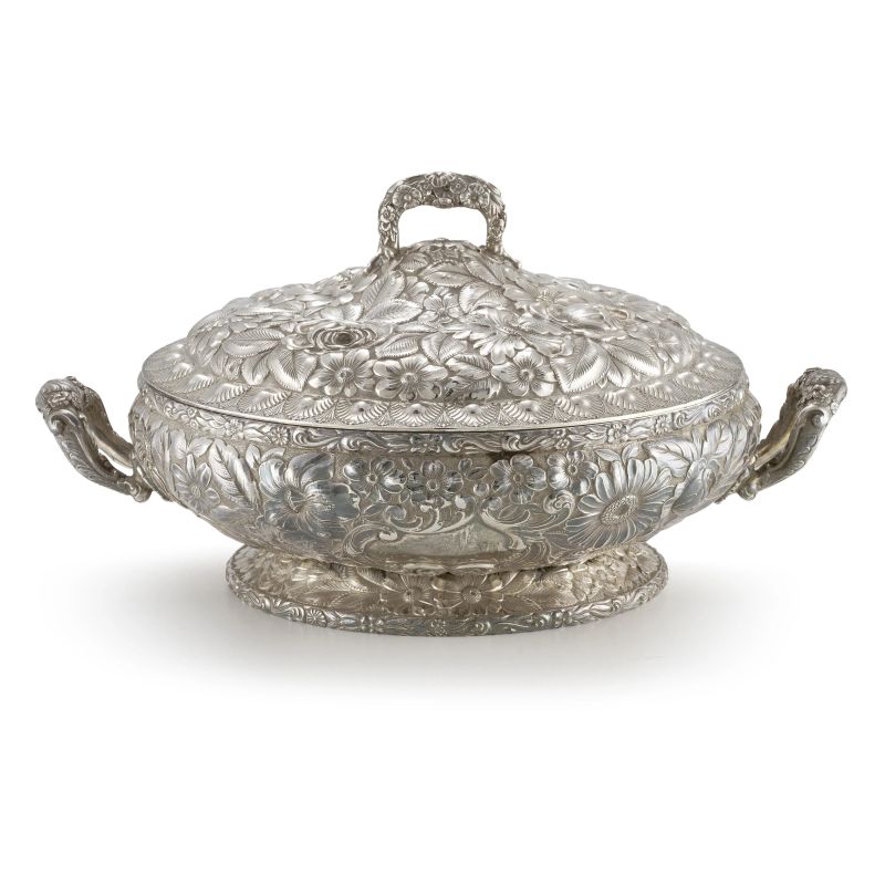 A STERLING SILVER TUREEN, BIRMINGHAM, 20TH CENTURY  - Auction Italian and european silvers - Pandolfini Casa d'Aste