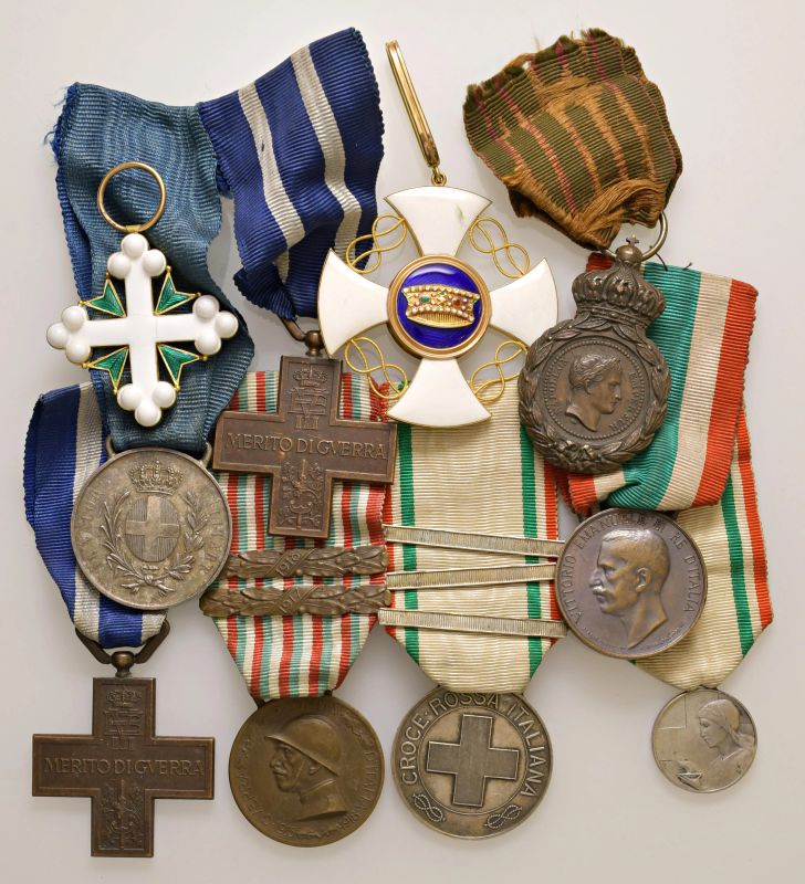      TRENTASEI MEDAGLIE E CROCI DI GUERRA. VARI METALLI.   - Auction COINS AND MEDALS FROM ITALIAN MINTS, THE HOUSE OF SAVOY AND AN IMPORTANT COLLECTION OF OSELLE FROM MURANO AND VENICE - Pandolfini Casa d'Aste