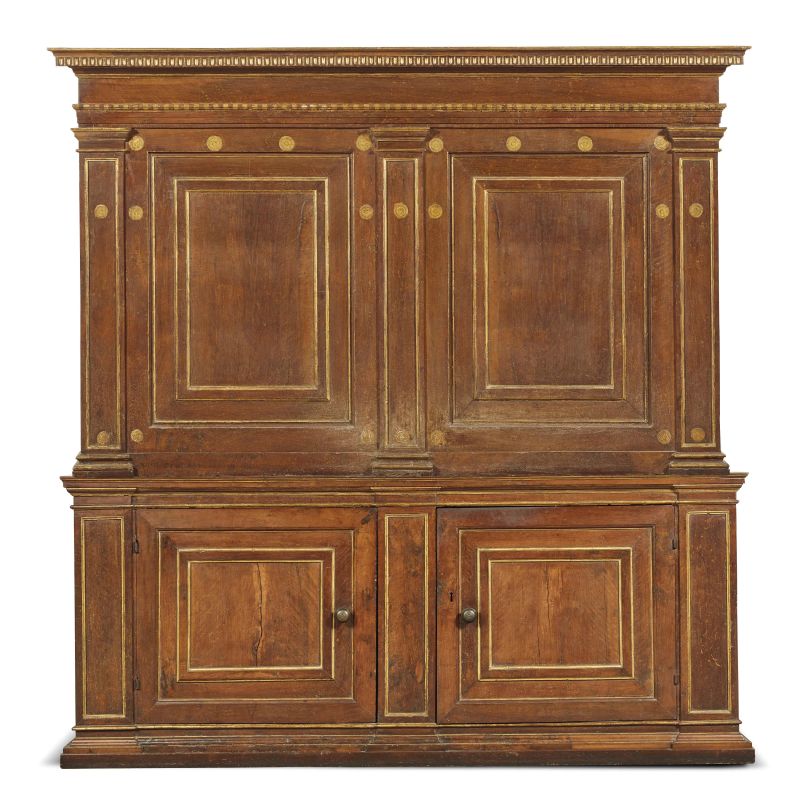 GRANDE CREDENZA CON ALZATA, TOSCANA, SECOLO XVII  - Asta ASTA A TEMPO | ARREDARE CON STILE. MOBILI E OGGETTI D'ARTE - Pandolfini Casa d'Aste