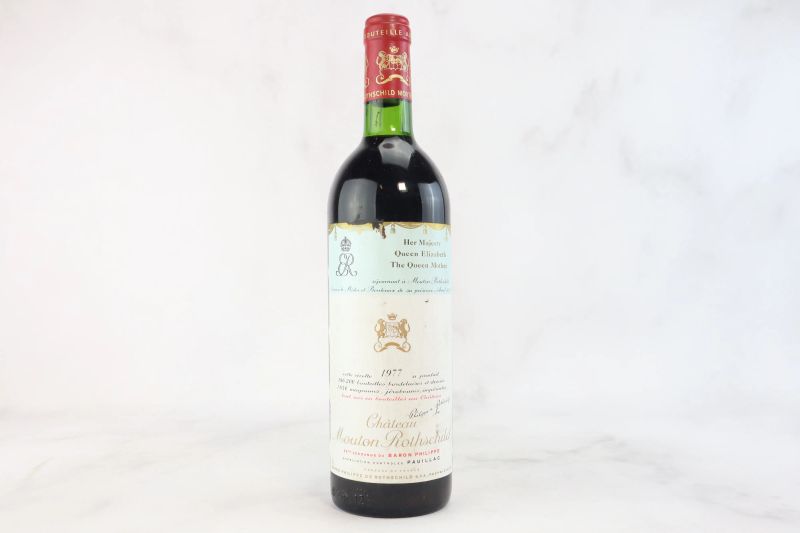 



Ch&acirc;teau Mouton Rothschild 1977  - Asta Smartwine 2.0 | Fleurs de Vigne - Pandolfini Casa d'Aste