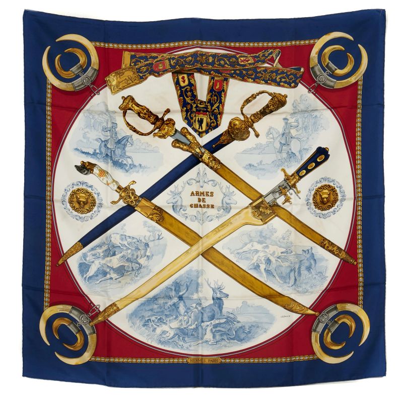 HERMES FOULARD ARMES DE CHASSE  - Asta VINTAGE: BORSE E ACCESSORI DI HERMES, LOUIS VUITTON E ALTRE GRANDI MAISON - Pandolfini Casa d'Aste