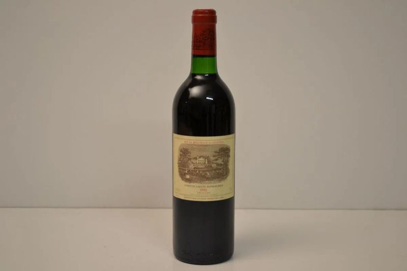 Chateau Lafite Rothschild 1982                                              - Asta Vini da Collezione da Importanti Cantine Private Italiane - Pandolfini Casa d'Aste