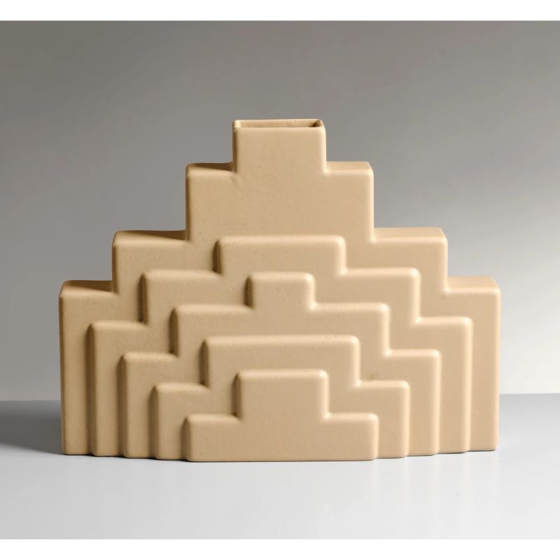 Ettore Sottsass : 



Ettore Sottsass  - Asta DESIGN E ARTI DECORATIVE DEL '900 - Pandolfini Casa d'Aste