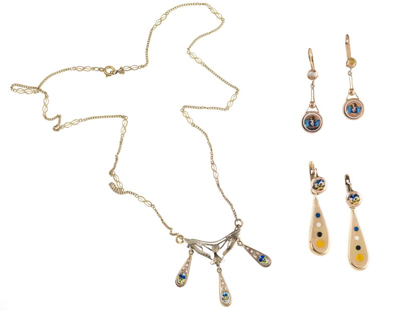 PARURE IN ORO 9KT CON SMALTI POLICROMI  - Auction JEWELS, WATCHES, SILVER AND PENS | ONLINE - Pandolfini Casa d'Aste