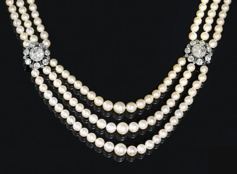 Collana di perle in oro bianco e diamanti  - Auction Silver, jewels, watches and coins - Pandolfini Casa d'Aste