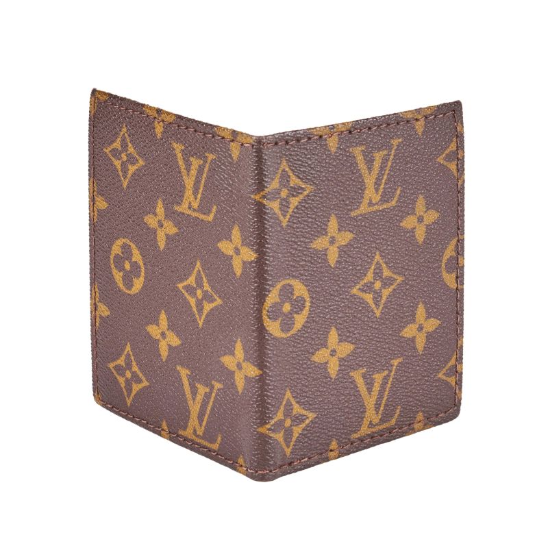 



LOUIS VUITTON MINI PORTA BLOCCHETTO  - Asta VINTAGE: BORSE E ACCESSORI DI HERMES, LOUIS VUITTON E ALTRE GRANDI MAISON - Pandolfini Casa d'Aste