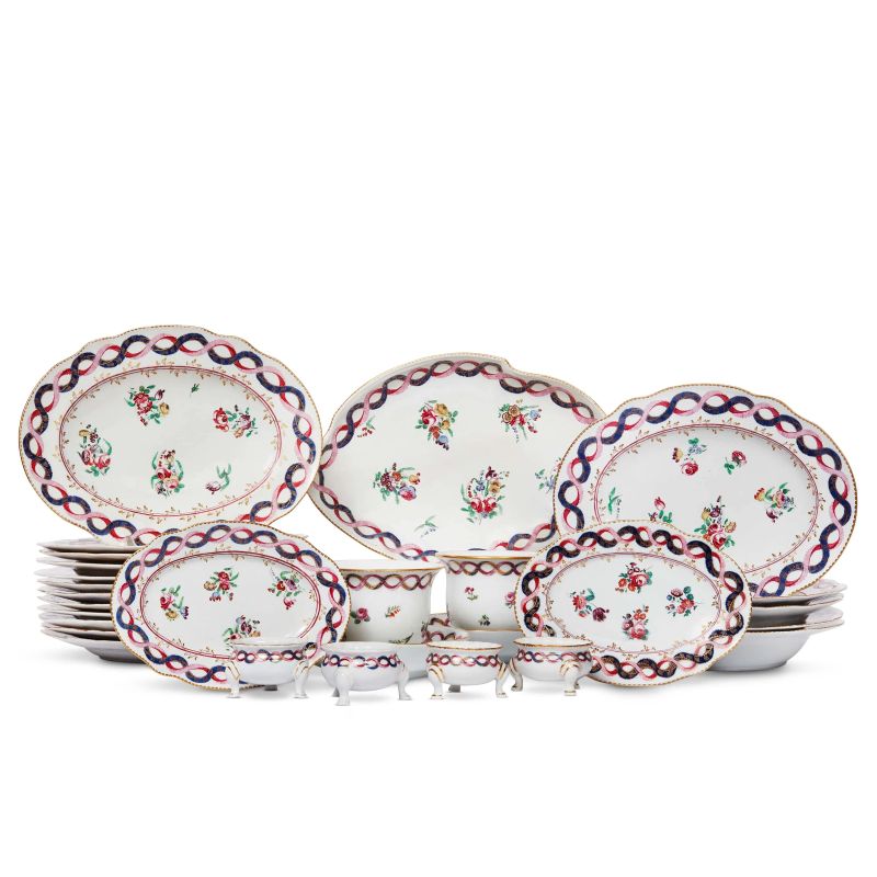 



A GINORI TABLE ASSORTMENT, DOCCIA, CIRCA 1790  - Auction CERAMICS. MAJOLICA AND PORCELAIN FROM THE RENAISSANCE TO THE 18TH CENTURY - Pandolfini Casa d'Aste