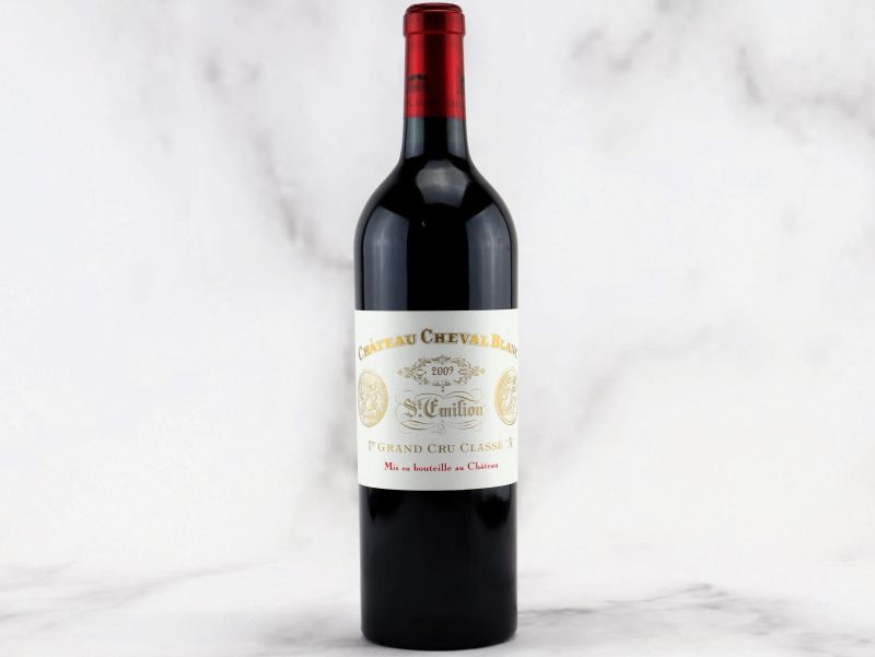 



Ch&acirc;teau Cheval Blanc 2009  - Asta Vini Pregiati da una Ricercata Collezione - Pandolfini Casa d'Aste