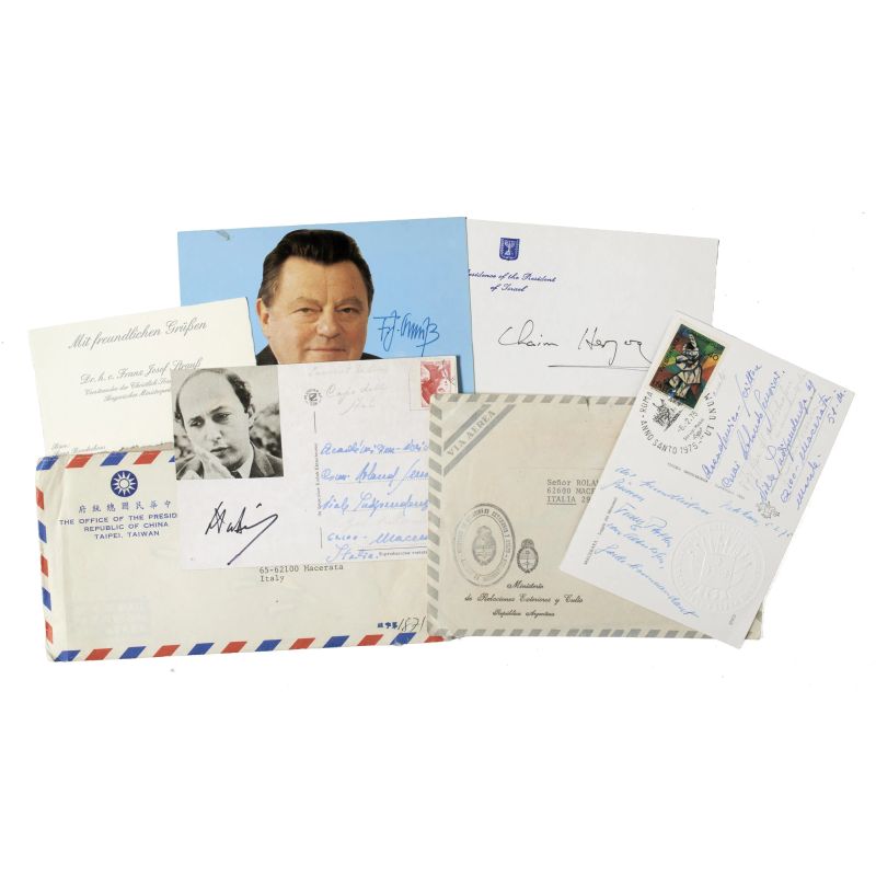 



Interessante insieme di 30 autografi di personaggi politici del tardo Novecento   - Asta LIBRI, MANOSCRITTI, AUTOGRAFI E STAMPE - Pandolfini Casa d'Aste