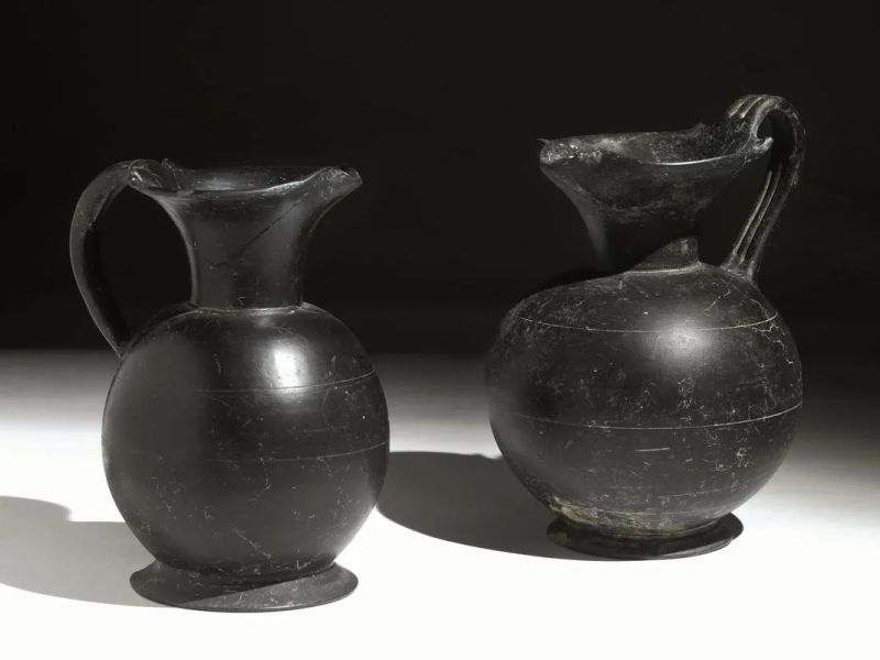 Due oinochoai in bucchero  - Auction Antiquities - Pandolfini Casa d'Aste