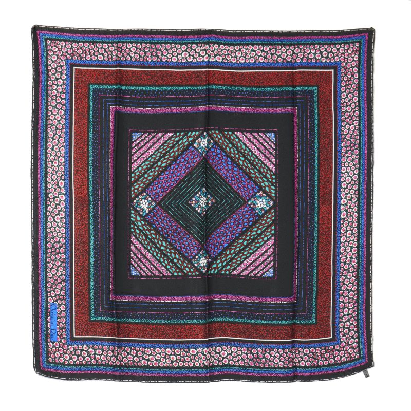 



CHRISTIAN DIOR FOULARD  - Asta VINTAGE: BORSE E ACCESSORI DI HERMES, LOUIS VUITTON E ALTRE GRANDI MAISON - Pandolfini Casa d'Aste