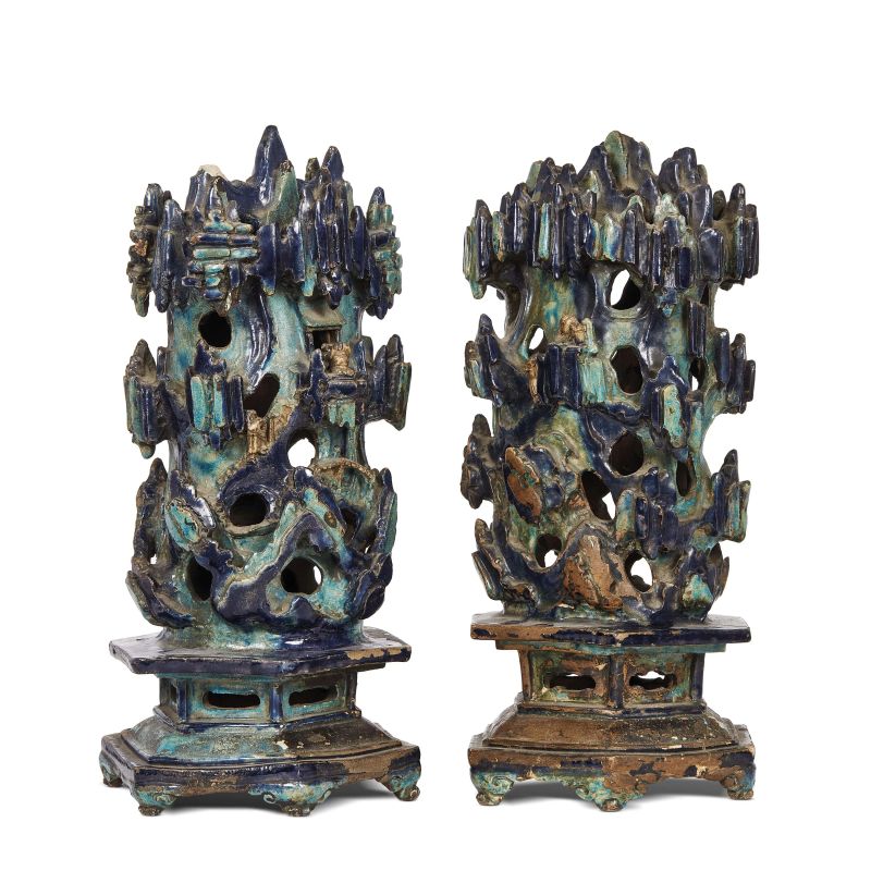 



A PAIR OF SCULPTURES, CHINA, QING DYNASTY, 19TH-20TH CENTURY  - Asta Arte Orientale  东方艺术 - Pandolfini Casa d'Aste