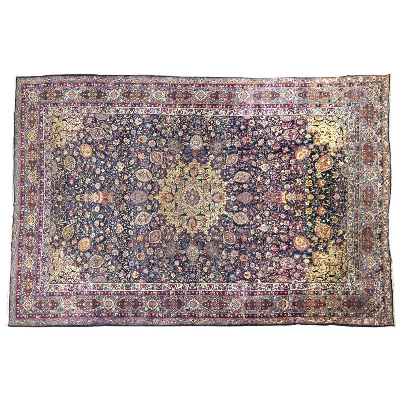 A PERSIAN ISFAHAN CARPET, LATE 19TH CENTURY  - Auction FURNITURE, OBJECTS OF ART AND SCULPTURES FROM PRIVATE COLLECTIONS - Pandolfini Casa d'Aste