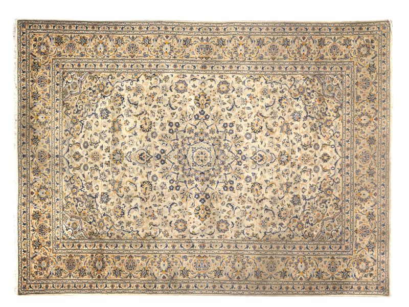      TAPPETO YAZD, PERSIA, 1950    - Auction Online Auction | Furniture, Works of Art and Paintings from Veneta propriety - Pandolfini Casa d'Aste