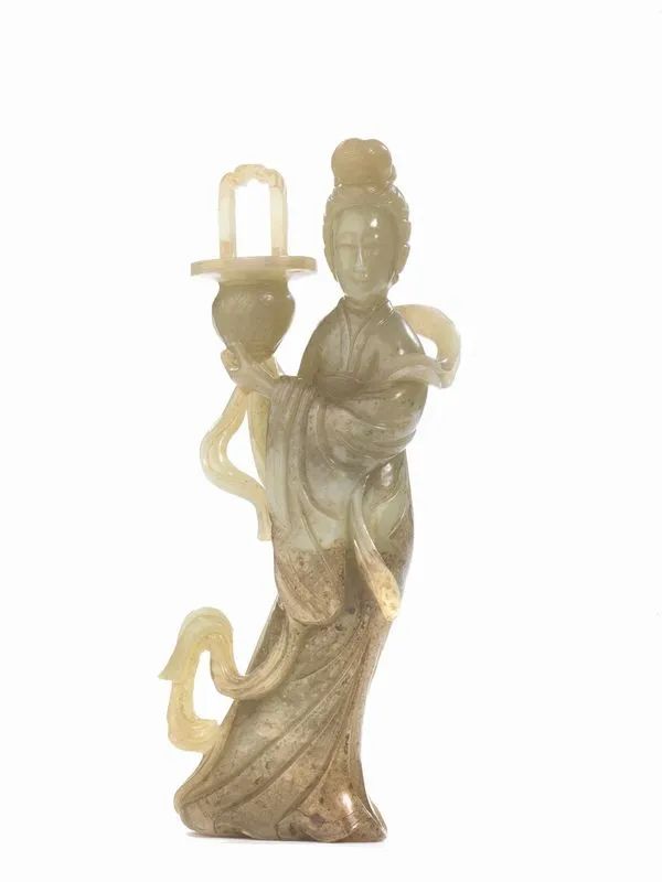 FIGURA IN GIADA, CINA, DINASTIA QING, SEC.XIX  - Asta Arte Orientale - Pandolfini Casa d'Aste