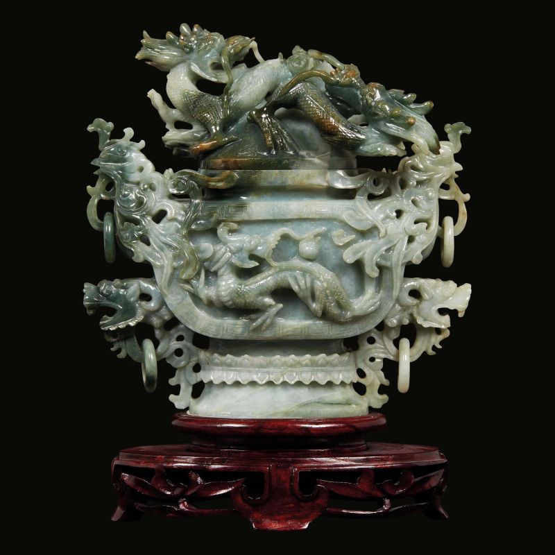 



A HARDSTONE VASE AND COVER, CHINA, 20TH CENTURY  - Auction Asian Art | 东方艺术 - Pandolfini Casa d'Aste