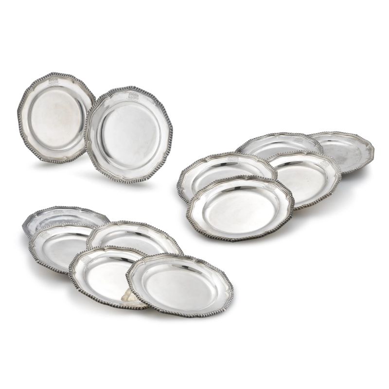 TWELVE STERLING SILVER PLATES, LONDON, 1808, MARKS OF PAUL STORR  - Auction Italian and european silvers - Pandolfini Casa d'Aste