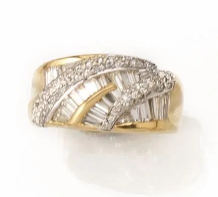 Anello in oro giallo e diamanti  - Auction Silver, jewels, watches and coins - Pandolfini Casa d'Aste